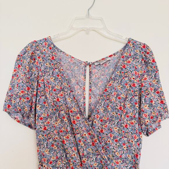 American Eagle Floral Carnation Wrap Front Lightweight V Neck Summer Romper Sz L - Picture 5 of 15